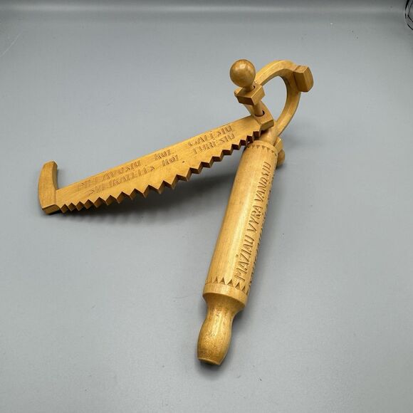 Vtg Finnish Wood Folk Art Wall Hanging Hand Saw Rolling Pin Travel Souvenir 11" - Picture 3 of 9